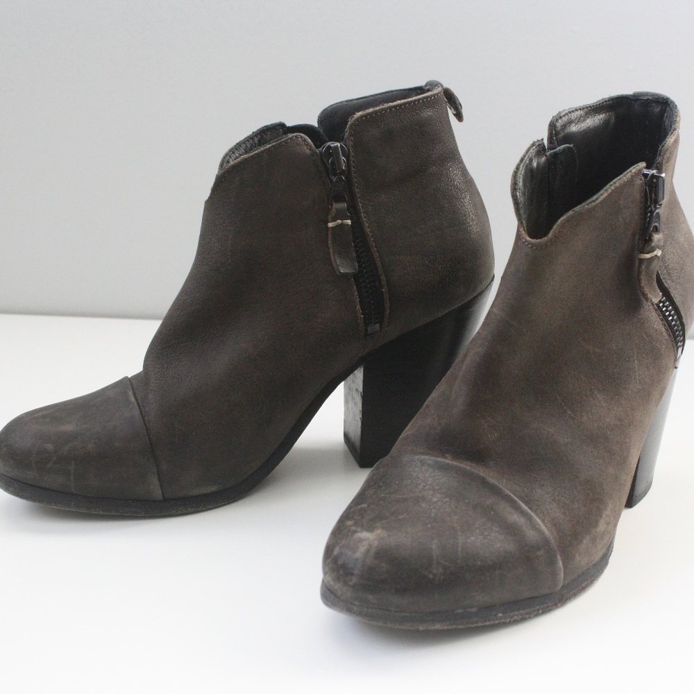 Rag and Bone Margot Brown cap toe Booties 37.5